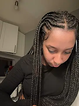 Your Paris online show from 02/20/25, 01:14