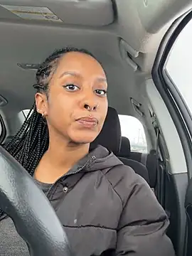 Your Paris online show from 02/21/25, 05:09