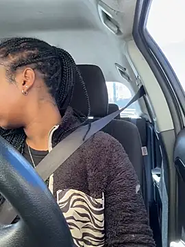 Your Paris online show from 03/03/25, 06:33