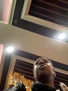 Your Paris online show from 03/04/25, 03:11