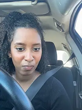 Your Paris online show from 03/06/25, 07:32