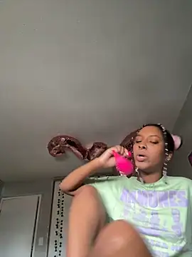 Your Paris online show from 03/20/25, 11:56