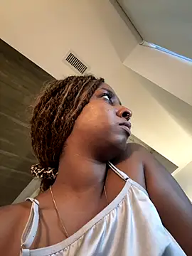 Your Paris online show from 10/02/25, 01:29