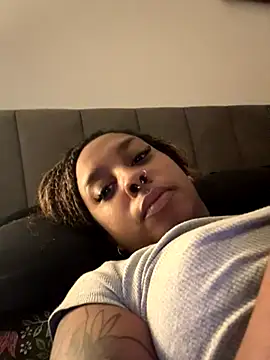 Your Paris online show from 10/21/25, 12:39