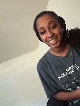 Your Paris online show from 11/06/25, 03:02