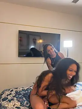 Your Paris online show from 02/26/26, 08:35