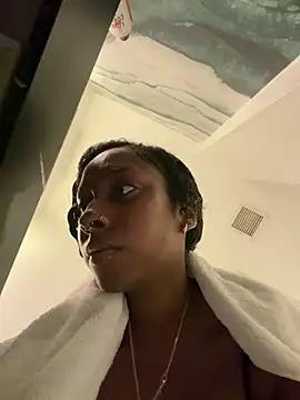 Your Paris online show from 02/27/26, 02:06