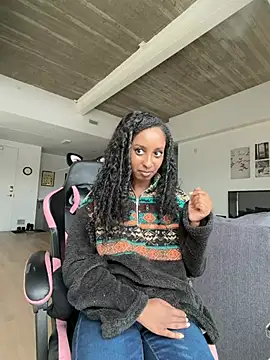 Your Paris online show from 03/19/26, 09:19