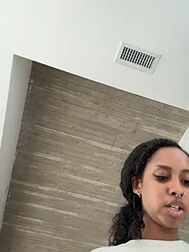 Your Paris online show from 04/01/26, 05:32