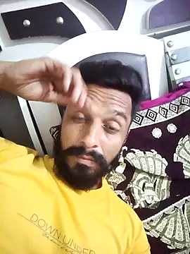 Snapshot of Forbidden_Live143 chatting on 03/15/25, 06:32 Forbidden Live143 online show from 03/15/25, 06:32