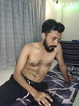 Snapshot of Forbidden_Live143 chatting on 12/19/25, 07:10 Forbidden Live143 online show from 12/19/25, 07:10