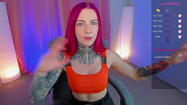 Roxy      online show from 01/17/25, 08:44