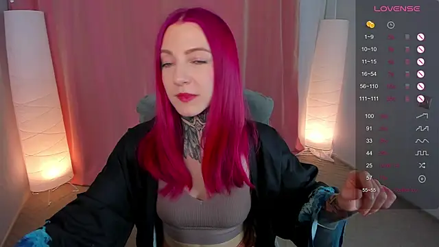 Roxy      online show from 02/08/25, 08:32