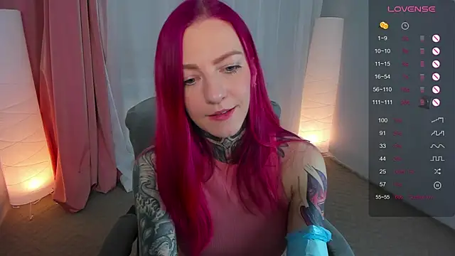 Roxy      online show from 02/27/25, 08:31