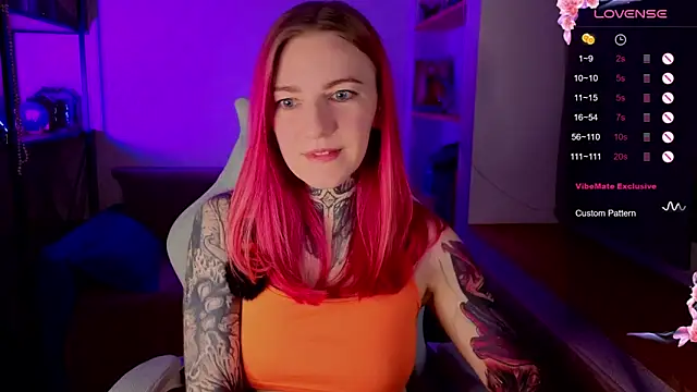 Roxy      online show from 12/14/25, 08:57