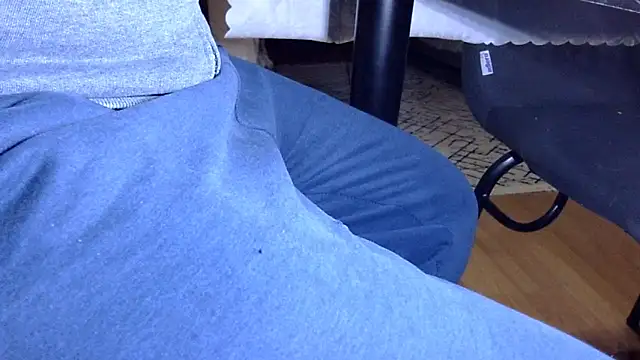 Snapshot of by-panic chatting on 12/28/24, 11:59 by-panic online show from 12/28/24, 11:59