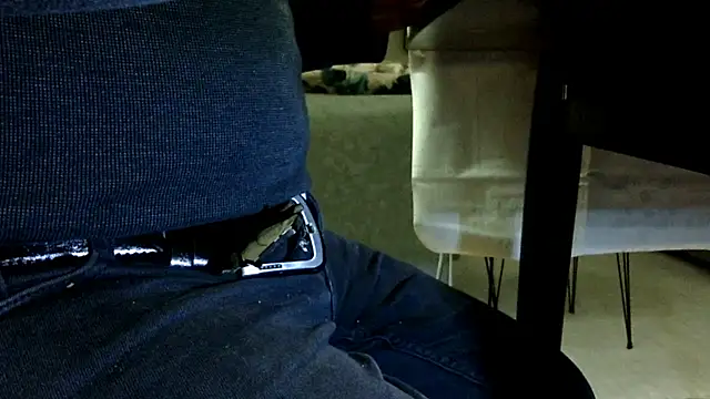 Snapshot of by-panic chatting on 10/13/25, 09:26 by-panic online show from 10/13/25, 09:26