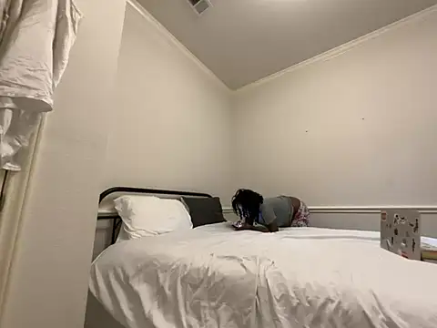 magicalc00ch online show from 04/08/26, 07:36