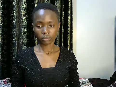 Snapshot of Kababy_love chatting on 01/25/25, 06:35 Kababy love online show from 01/25/25, 06:35