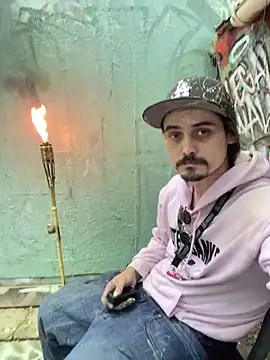 JustTylerr online show from 06/09/26, 11:00