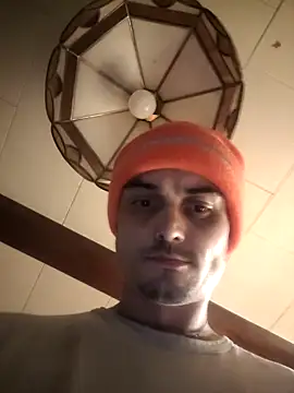 JustTylerr online show from 06/23/26, 01:47