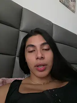 Snapshot of IsabelleFoxx_ chatting on 07/03/26, 06:25 IsabelleFoxx online show from 07/03/26, 06:25