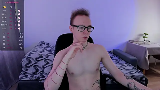 Alex silents online show from 02/17/25, 10:40