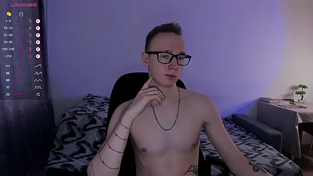 Alex silents online show from 03/17/25, 01:08