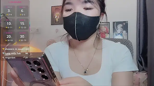 Berrysweet 68 online show from 03/08/25, 10:43