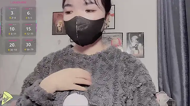 Snapshot of Berrysweet_68 chatting on 03/13/25, 04:16 Berrysweet 68 online show from 03/13/25, 04:16