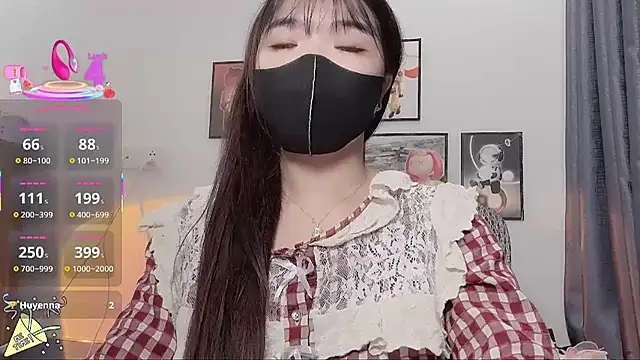 Snapshot of Berrysweet_68 chatting on 03/22/25, 06:25 Berrysweet 68 online show from 03/22/25, 06:25