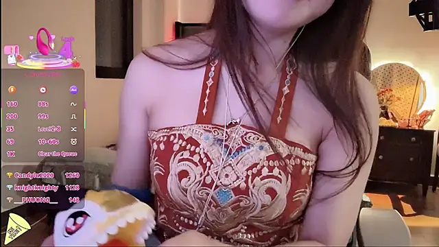 Snapshot of Berrysweet_68 chatting on 10/06/25, 05:54 Berrysweet 68 online show from 10/06/25, 05:54