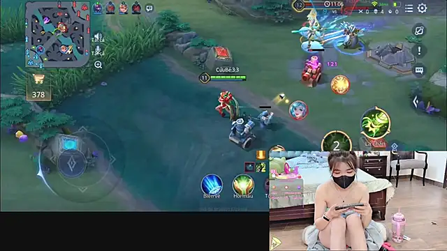 Snapshot of Berrysweet_68 chatting on 11/02/25, 03:20 Berrysweet 68 online show from 11/02/25, 03:20