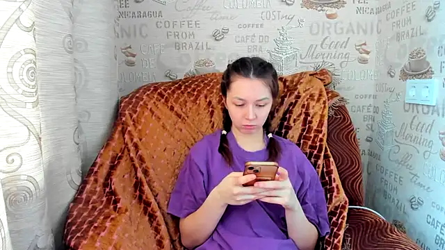 Snapshot of Adela_Vetta chatting on 02/12/25, 09:31 Adela Vetta online show from 02/12/25, 09:31