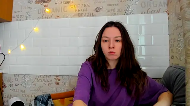 Snapshot of Adela_Vetta chatting on 02/14/25, 11:10 Adela Vetta online show from 02/14/25, 11:10