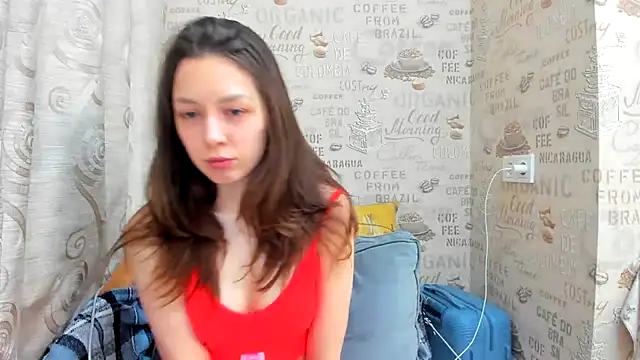 Snapshot of Adela_Vetta chatting on 02/17/25, 04:48 Adela Vetta online show from 02/17/25, 04:48