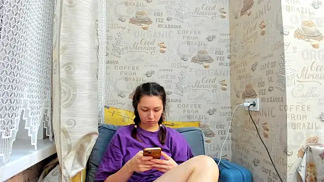 Snapshot of Adela_Vetta chatting on 02/21/25, 05:09 Adela Vetta online show from 02/21/25, 05:09