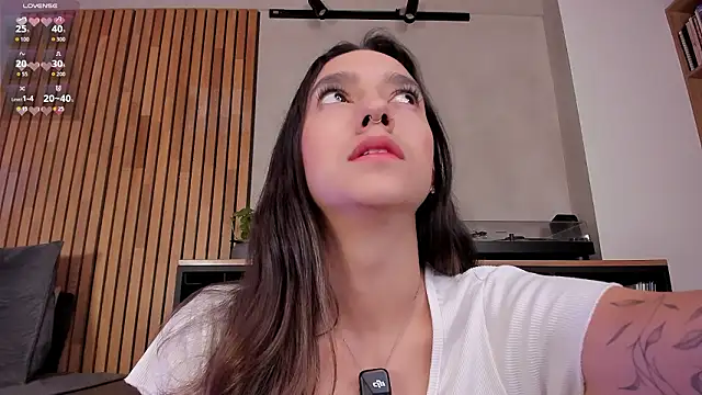 honeyhot69   online show from 03/06/26, 12:23