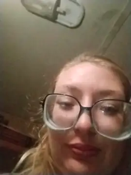 xWhoreAbleX Pika online show from 12/01/25, 09:03