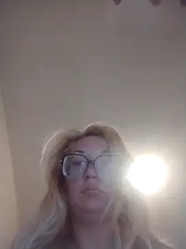 xWhoreAbleX Pika online show from 02/17/26, 02:35