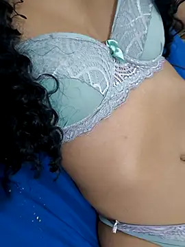 Snapshot of fernandasweet chatting on 09/10/25, 02:00 fernandasweet online show from 09/10/25, 02:00