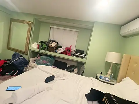 Snapshot of tatted-bitty chatting on 03/17/25, 09:12 tatted-bitty online show from 03/17/25, 09:12