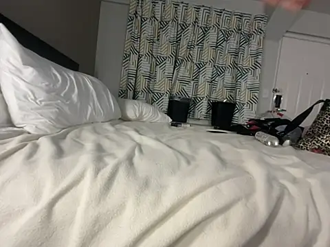 Snapshot of tatted-bitty chatting on 11/09/25, 09:51 tatted-bitty online show from 11/09/25, 09:51