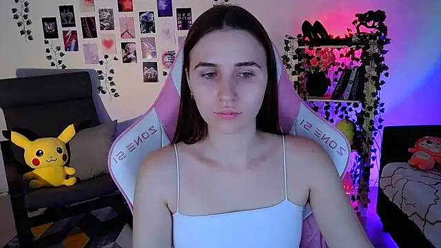 Snapshot of AliceCharmy chatting on 12/06/24, 01:22 AliceCharmy online show from 12/06/24, 01:22