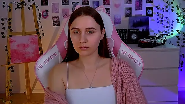 Snapshot of AliceCharmy chatting on 01/30/25, 01:21 AliceCharmy online show from 01/30/25, 01:21