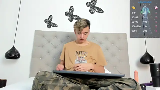 bunny maxi online show from 12/20/24, 12:27