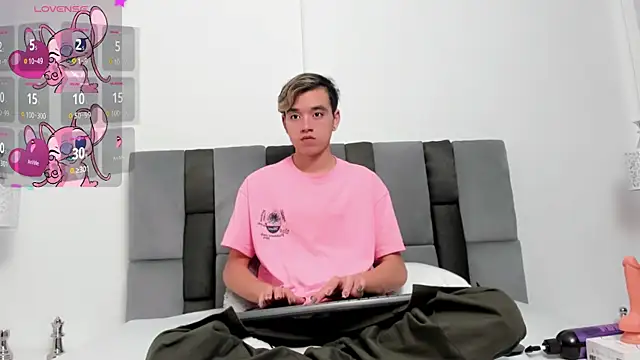 bunny maxi online show from 01/12/25, 01:16