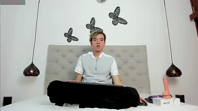 bunny maxi online show from 01/27/25, 12:48