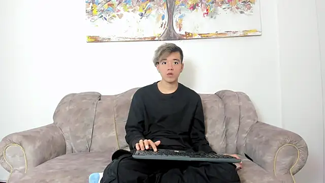 bunny maxi online show from 02/25/25, 03:38