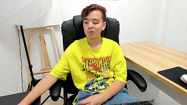 bunny maxi online show from 10/23/25, 12:37